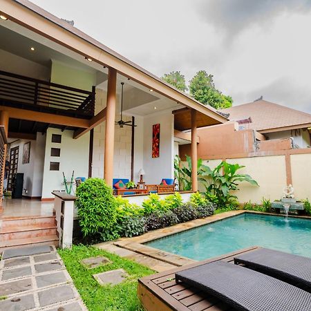 Desamuda Village Seminyak  Ngoại thất bức ảnh