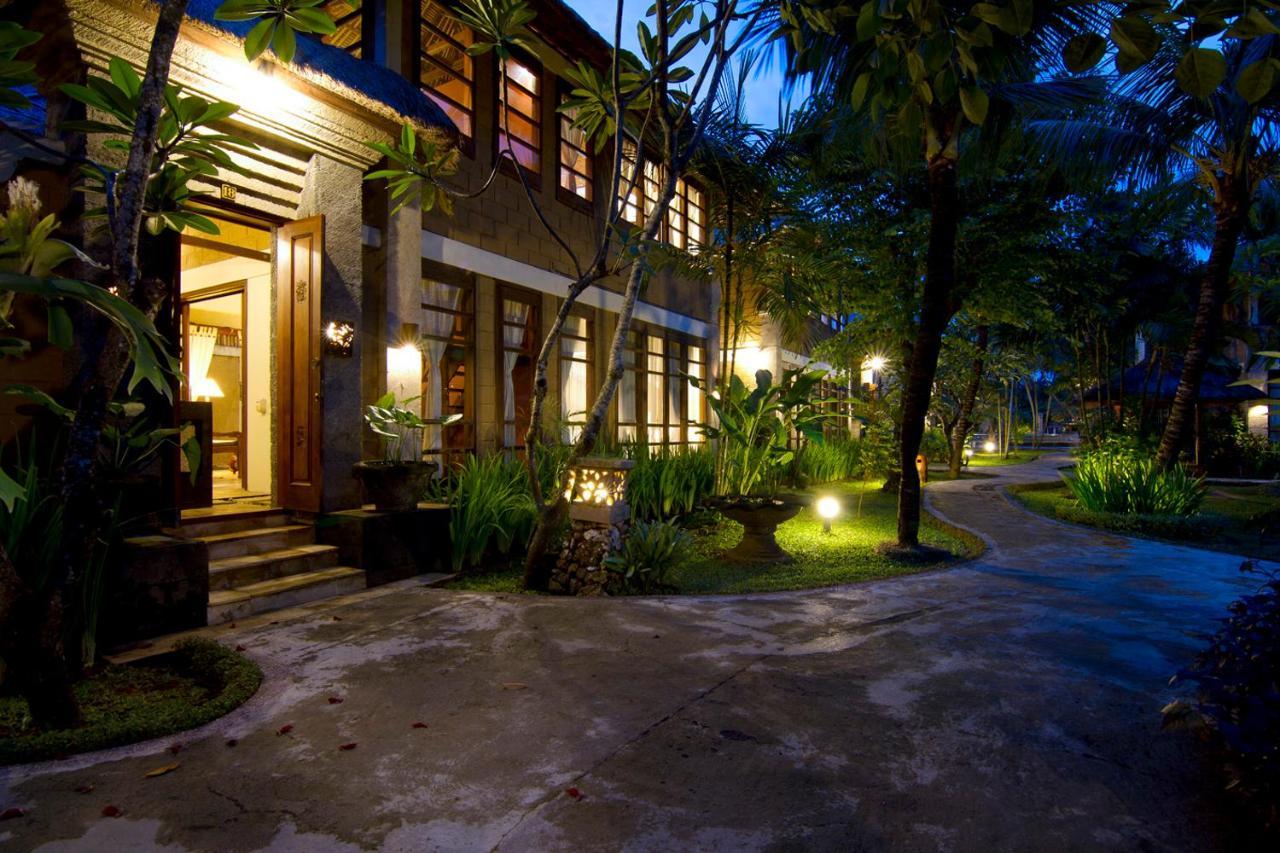 Desamuda Village Seminyak  Ngoại thất bức ảnh